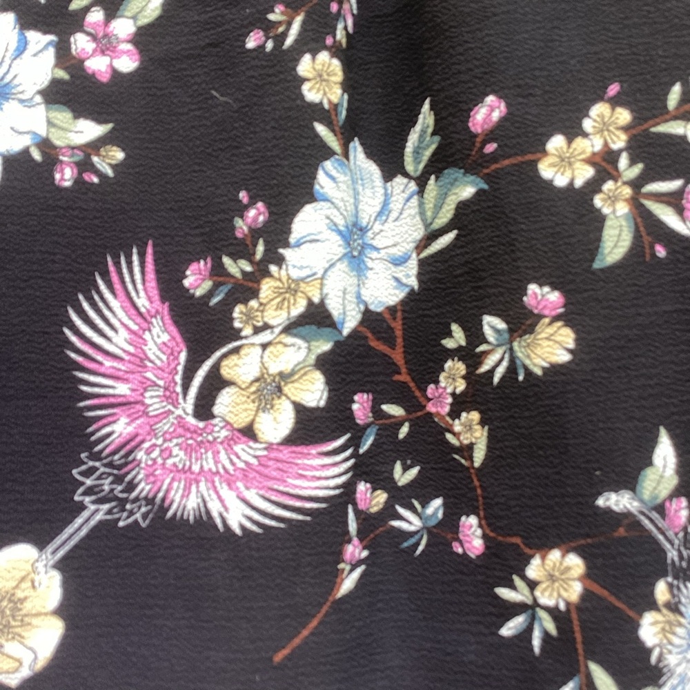 Maurices black with floral and crane graphics Tank Top, size XL - Picture 2 of 7